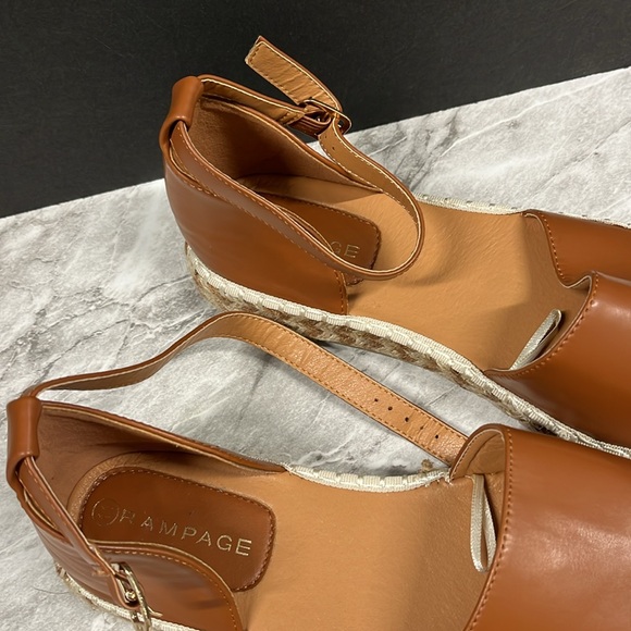 Espadrilles - Picture 4 of 4